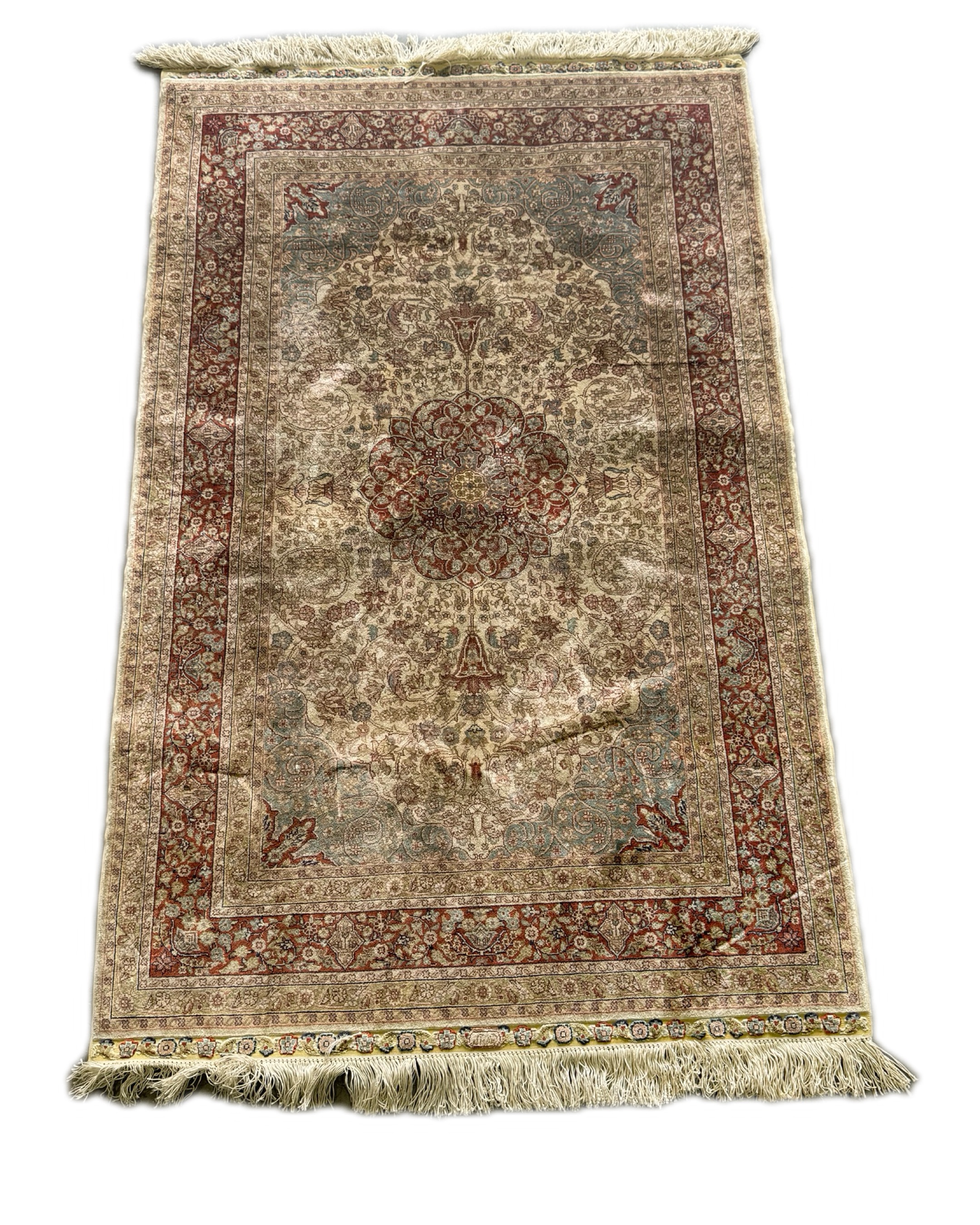 Rug before cleaning
